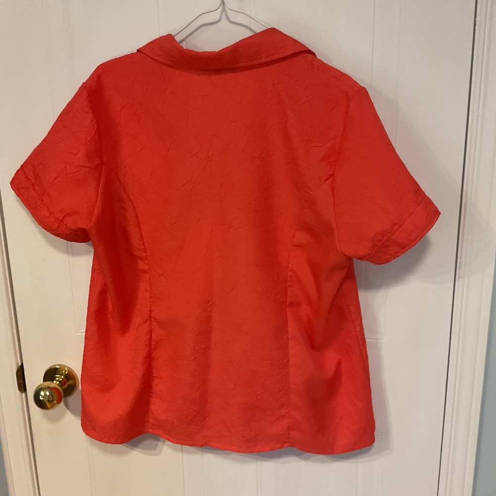 Emotions Button Down Shirt Womens 15 Orange Red Excellent Crinkle Short Sleeve - Picture 3 of 3